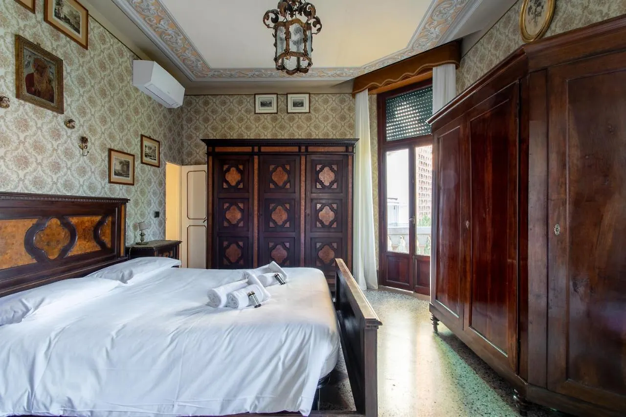 Villa Corrado - Ground Floor Apartment Lido di Venezia Italien
